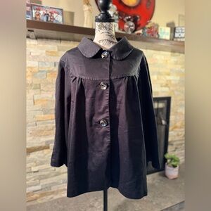 Woman’s 22W Courtenay Black Mid Flare Coat With Silver Buttons.
#22w #black